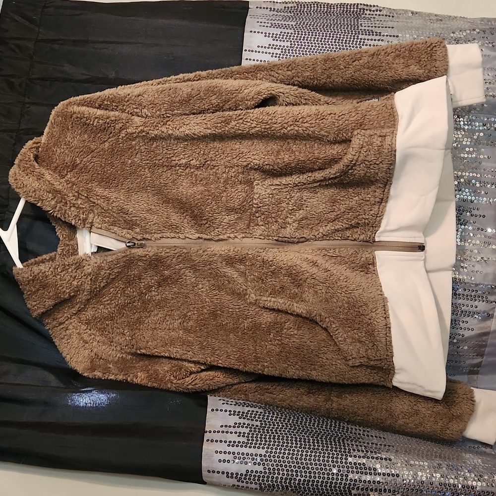 ⭐️COLUMBIA TEDDY HOODIE
